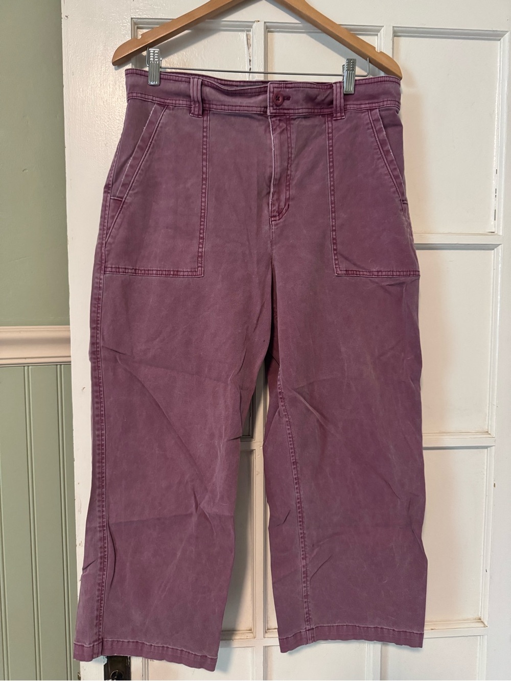 Eddie Bauer Mauve/Purple Utility Crop Pants